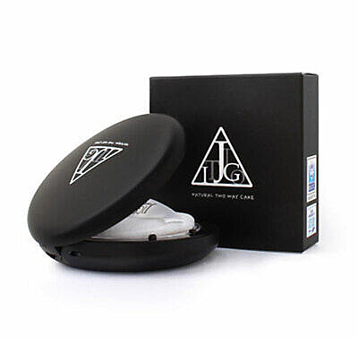 JIGOTT Компактная пудра для лица NATURAL TWO WAY CAKE (23 - NATURAL BEIGE), 12 гр